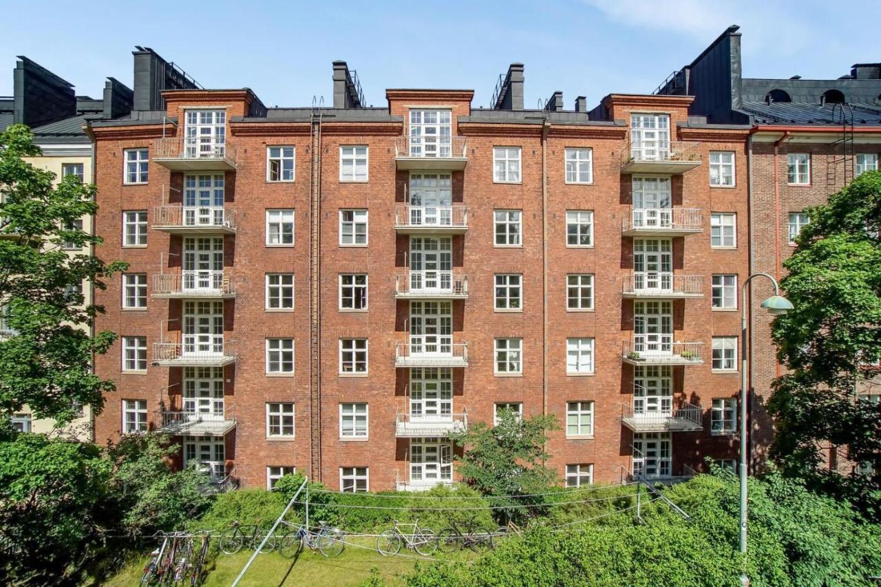Bright One-Room Studio In The Heart Of Kallio Хелзинки Екстериор снимка